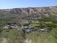 ارض زراعية للبيع اللاذقية زغرين عالشارع الرئيسي 