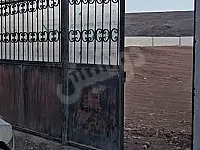 للبيع ارض 6500 متر مسورة بالكامل مع باب حديد ريف دمشق صهيا