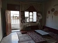للبيع شقة طابق ثاني 3غرف ومنافع اكساء جيد حمص حي السبيل