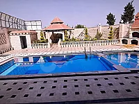 للأجار اليومي مزرعة وردة الشام مخدمة و مجهزة كامل /حماه طريق حمص