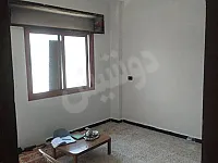 للبيع شقة حمص وادي الدهب شرقي دوار مساكن الشرطة تجهيز ممتاز 