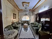 للايجار شقه حمص كرم الشامي قرب جامع الاخيار تجهيز ممتاز 