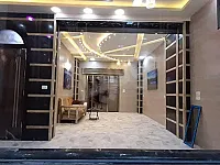 للبيع شقة 100م طابق اول فني واجهة 3 غرف و صالون/حماه قرب مطعم الازهر