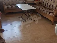 للبيع شقة حمص بلدة فيروزة دخلة الموعد تجهيز جيد جدا 