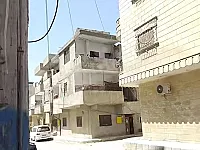 للبيع كتلة بناء كامل ثلاث طوابق 120م طابو/الرقة _خلف مساكن المعلمين