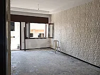 للبيع شقة حمص أول الحميديه خلف مؤسسة المياه تجهيز ممتاز 