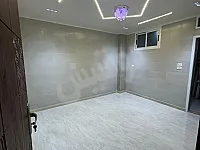 للبيع شقة قبو واجهة 120م/ 3 غرف و صالون/بالقصور بقفا براد عرواني 