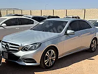 للبيع mercedes -Benz E220 2014