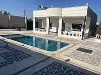 للبيع مزرعة 700م و بناء 138م مخدمة و مجهزة بالكامل/حماه كاسون الجبل 