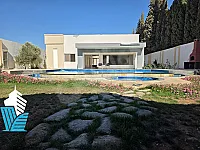 للبيع مزرعه حمص وسط الاوراس بعد الجسر تماما تجهيز سوبر ديلوكس 