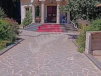 للبيع مزرعه حمص الأوراس قرب ملعب الاوراس تجهيز سوبر 