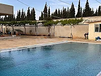 للايجار مزرعه حمص غزالة تجهيز ممتاز 