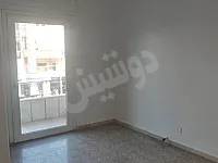 للايجار منزل فاضي طابق ثاني أمامي 4غرف وصالون اكساء ممتاز الموكامبو 