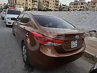 للبيع هيونداي إلنترا 2012 