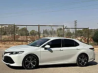 Toyota Camry  2018