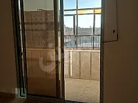 للبيع في ريف دمشق زملكا شقة غرفتين وصالون