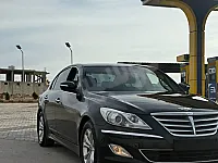 للبيع  هيونداي جينيسيس 2012