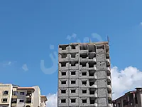 أمتلك شقة سكنية مخصصه  بناء حديث مصمم ضد الزلازل بأسعار منافسة 