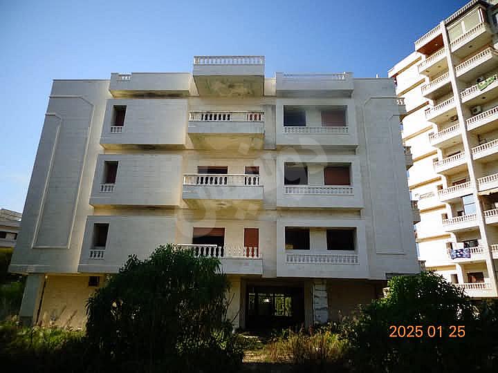 للبيع فيلا في مشروع العاشر (بناء أطباء والمهندسين)٤طوابق 