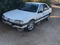 سيارة بيجو 405 موديل 2007 للبيع 