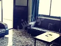 للبيع شقة 140م/طابق اول فني/ 3 غرف ومنافع+تراس+برندة/حماه مدينة سلمية 