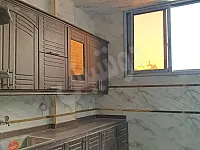 للبيع شقة العنوان زهرة قديمة من جامع الاشمر