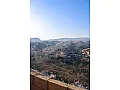 شقة سكنية للبيع مساحة 130م إطلالة مميزة على وادي بردى وجبال لبنان/ريف دمشق-كفير الزيت عطريق الزبداني