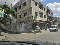 للبيع شقة حمص شارع الخضري جنوب مدرسه البحتري تجهيز عضم 