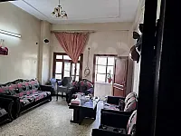 للبيع شقة حمص حي السبيل قرب الساحة تجهيز ممتاز 