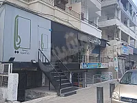 للبيع محلات جاهزة قرب فندق الريفيرا 