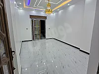 شقة للبيع 5 غرف ومنافع مساحة 180 متر طابق ثاني