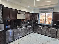 للبيع شقة ملكية 190م/ط 3 فني/ 5 غرف و صالون+مصعد/حماه حي القصور 