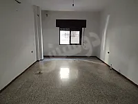 للبيع شقة حمص بيت الطويل شارع رقم 7 تجهيز جيد جداً 