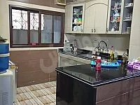 للبيع شقة حمص زهراء شارع مرهف باتجاه فدعوس تجهيز ممتاز 