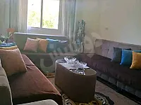 للبيع شقة 90م/طابق اول فني/ غرفتين و صالون/سلمية جانب مدرسة محدين وطفة