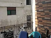 للبيع شقة حمص العباسية قرب الدوار تجهيز سوبر ديلوكس 