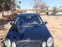 مرسيدس E200 للبيع في الباب ريف حلب بسعر مغري