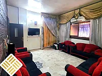 للبيع شقة 150م/ط اول/ 4 غرف و منافع/حي طريق حلب مقابل النصب التذكاري 