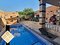 للبيع مزرعة 350م+بناء 150م/مخدمة ديلوكس/حماه ضمن بساتين الشريعة 