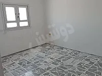 للبيع شقة 95م/طابق ثالث/غرفتين و صالون/ حماه بمشاع الفروسية