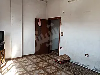 للبيع شقة 80م/طابق ثاني فني/غرفتين و صالون/سلمية شمال المشفى الوطني 