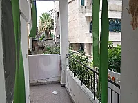 للبيع شقة سكنية جاهزة  تجهيز عادي جدا في مشروع الزراعه 