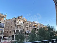 للبيع شقة بحلب الزهراء 5 غرف واسعة