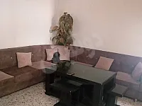 للبيع شقة 150م/طابق اول فني/4 غرف و صالون/سلمية قرب اراكيل بيت سكاف