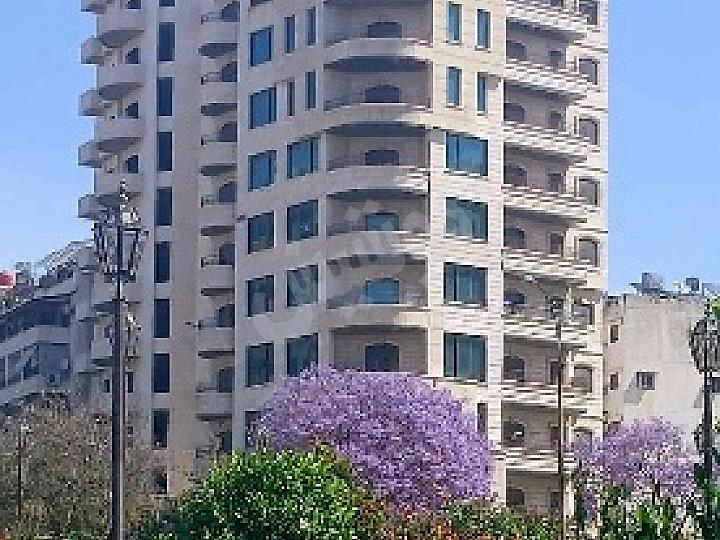 للبيع بناء في مشروع الزراعةعلى الهيكل اكساء خارجي 