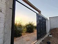 للبيع ارض زراعية 450م واجهة حجر و جب بحري مشترك/ حماه مزارع الضاهرية 