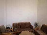 للبيع شقة ارضية 160م/ 3 غرف + محل/سلمية شمال دوار مدرسة القادسية 