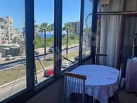 للبيع شقة اللاذقية طريق الحرش جانب الفرن السياحي