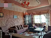 للبيع شقة طرطوس بيت السلطان عالشارع الرئيسي 