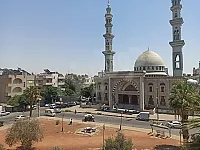 للبيع شقة حمص التوزيع الاجباري قرب جامع قباء تجهيز قديم